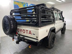 Toyota Land Cruiser 79 4.5D-4D V8 double cab LX - Image 5