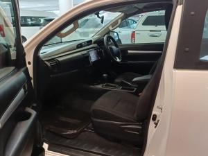 Toyota Hilux 2.4GD-6 Xtra cab Raider auto - Image 7