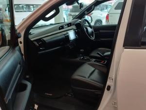 Toyota Hilux 2.8GD-6 48V double cab 4x4 Legend RS - Image 7