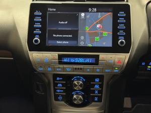 Toyota Land Cruiser Prado 2.8GD VX - Image 13