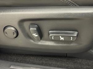 Toyota Land Cruiser Prado 2.8GD VX - Image 17