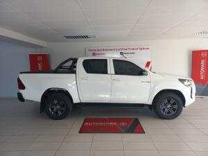 Toyota Hilux 2.4GD-6 double cab Raider manual - Image 3
