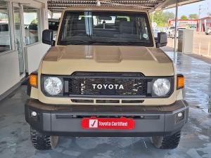 Toyota Land Cruiser 79 2.8GD-6 double cab auto - Image 4