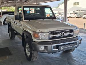 Toyota Land Cruiser 79 4.2D single cab - Image 1
