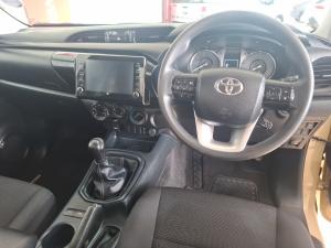 Toyota Hilux 2.4GD-6 single cab Raider manual - Image 6