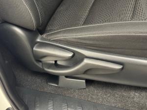 Toyota Hilux 2.4GD-6 Xtra cab Raider auto - Image 17