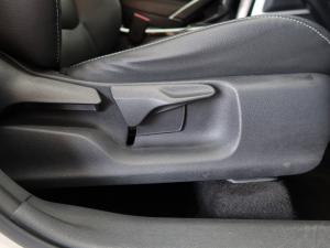 Toyota Corolla Cross 1.8 XS - Image 19