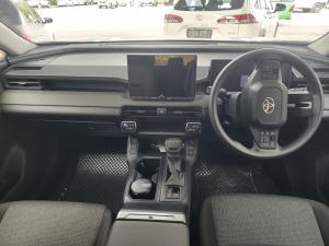 Toyota RAV4 2.5 HEV GX E-Four - Image 6