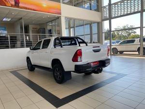 Toyota Hilux 2.4GD-6 double cab 4x4 Raider manual - Image 14