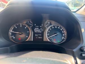 Toyota Land Cruiser Prado 2.8GD VX - Image 11