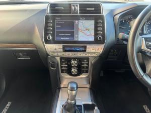 Toyota Land Cruiser Prado 2.8GD VX - Image 14