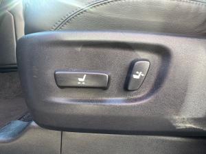 Toyota Land Cruiser Prado 2.8GD VX - Image 18