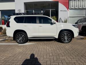 Toyota Land Cruiser Prado 2.8GD VX - Image 3