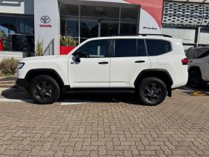 Toyota Land Cruiser 300 3.3D GR-Sport - Image 22
