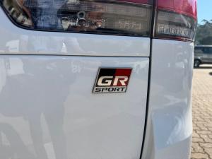 Toyota Land Cruiser 300 3.3D GR-Sport - Image 26