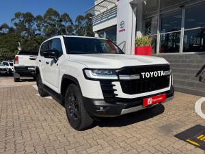 Toyota Land Cruiser 300 3.3D GR-Sport - Image 1