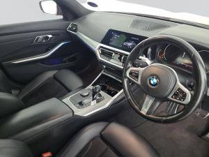 BMW 318i M Sport automatic - Image 6