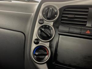 Kia K 2700 WorkhorseS/C - Image 15