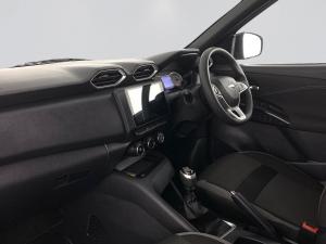 Nissan Magnite 1.0 Visia - Image 15