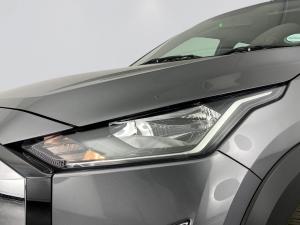 Nissan Magnite 1.0 Visia - Image 4