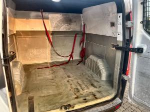 Ford Transit Custom Kombi Van 2.2TDCi LWB Ambiente - Image 9