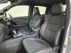 Isuzu D-Max 3.0TD double cab V-Cross - Image 7