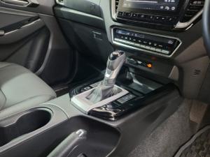Isuzu D-Max 3.0TD double cab V-Cross - Image 7