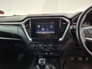 Isuzu D-Max 1.9TD double cab LS manual - Image 8