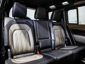 Land Rover Defender 110 D300 X-Dynamic HSE - Image 13