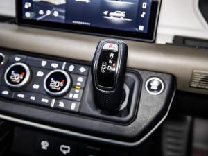 Land Rover Defender 110 D300 X-Dynamic HSE - Image 17