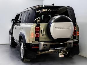 Land Rover Defender 110 D300 X-Dynamic HSE - Image 7
