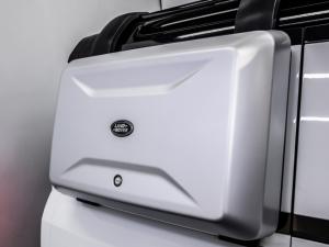 Land Rover Defender 110 D300 X-Dynamic HSE - Image 17