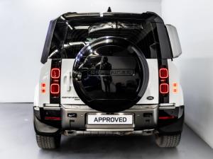 Land Rover Defender 110 D300 X-Dynamic HSE - Image 6