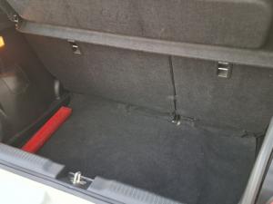 Suzuki Swift 1.2 GLX manual - Image 9