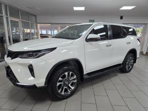 Toyota Fortuner 2.4GD-6 auto - Image 6