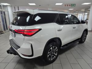 Toyota Fortuner 2.4GD-6 auto - Image 8