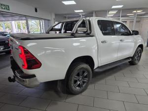 Toyota Hilux 2.8GD-6 double cab Raider auto - Image 5
