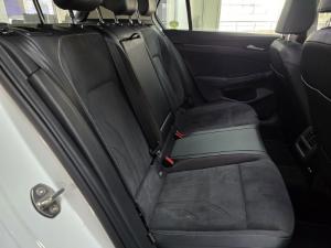 Volkswagen Golf 1.4TSI Life Plus - Image 10