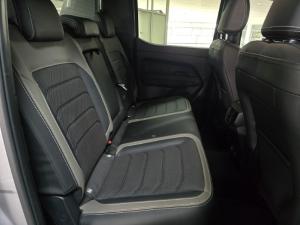 Volkswagen Amarok 3.0TDI V6 double cab Aventura 4Motion - Image 12