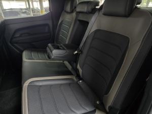 Volkswagen Amarok 3.0TDI V6 double cab Aventura 4Motion - Image 13