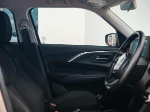 Suzuki Swift 1.2 GL+ manual - Image 2