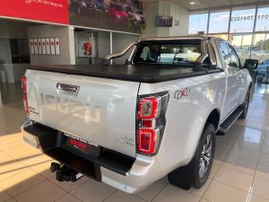 Isuzu D-Max 3.0TD Extended cab LSE 4x4 - Image 11