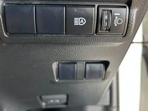 Toyota Corolla Cross 1.8 XR - Image 12