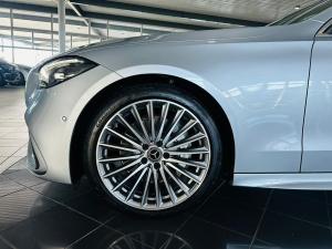Mercedes-Benz C-Class C200 Avantgarde - Image 15