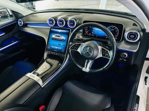 Mercedes-Benz C-Class C200 Avantgarde - Image 4