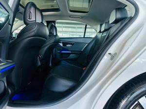 Mercedes-Benz C-Class C200 Avantgarde - Image 6
