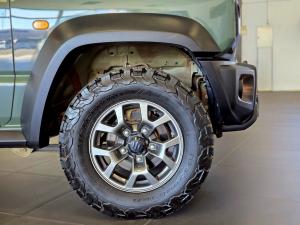 Suzuki Jimny 1.5 GLX AllGrip 3-door auto - Image 15