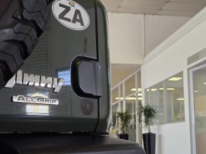 Suzuki Jimny 1.5 GLX AllGrip 3-door auto - Image 5