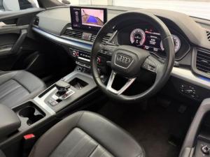 Audi Q5 40TDI quattro Advanced - Image 11
