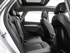 Audi Q5 40TDI quattro S line - Image 17